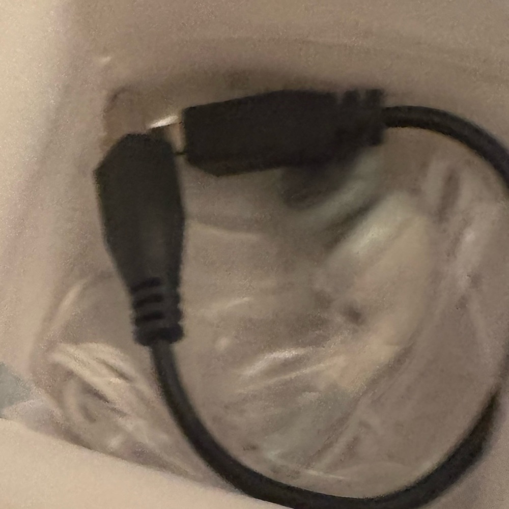 MP3 Multimedia Player - White - Picture 2 of 7